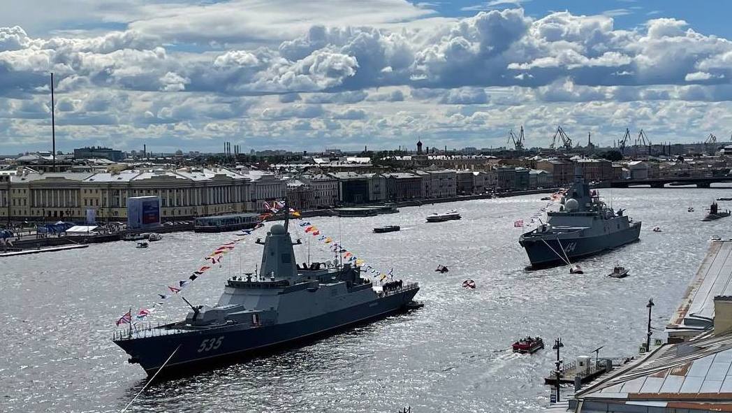 Компания «КСБ» вновь выступила в роли технического партнера Военно-морского парада в Санкт-Петербурге